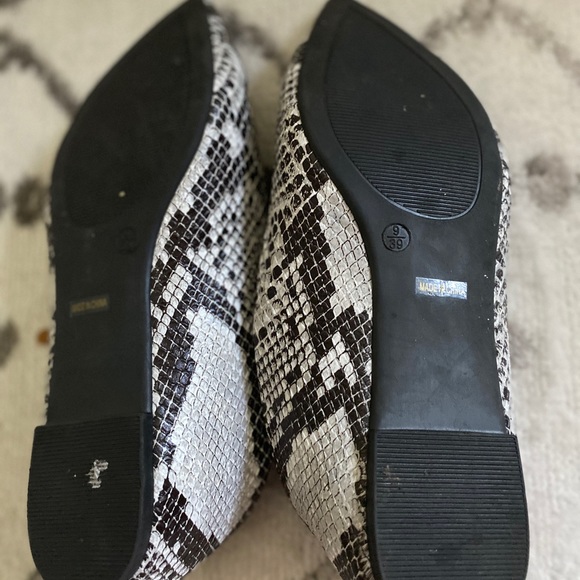 Lulus snake print flats - Picture 5 of 5